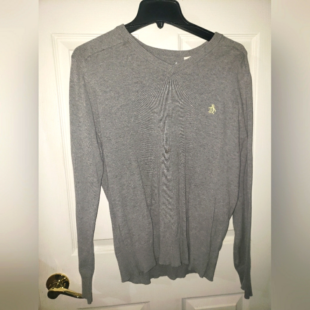 V neck sweater